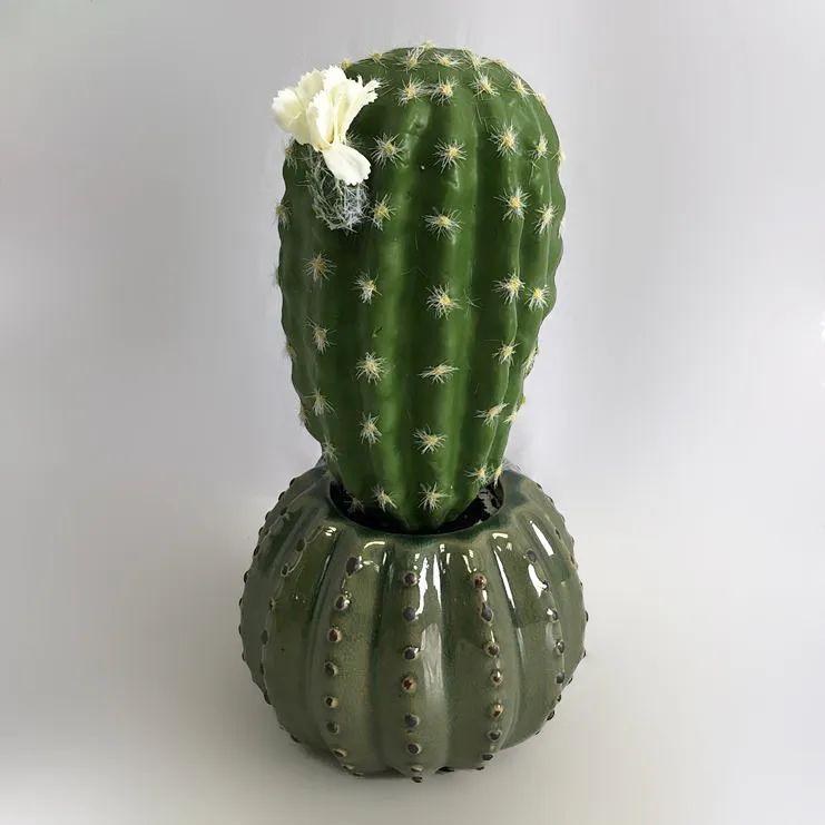 Bonsaï artificiel de style chinois dans un pot en céramique